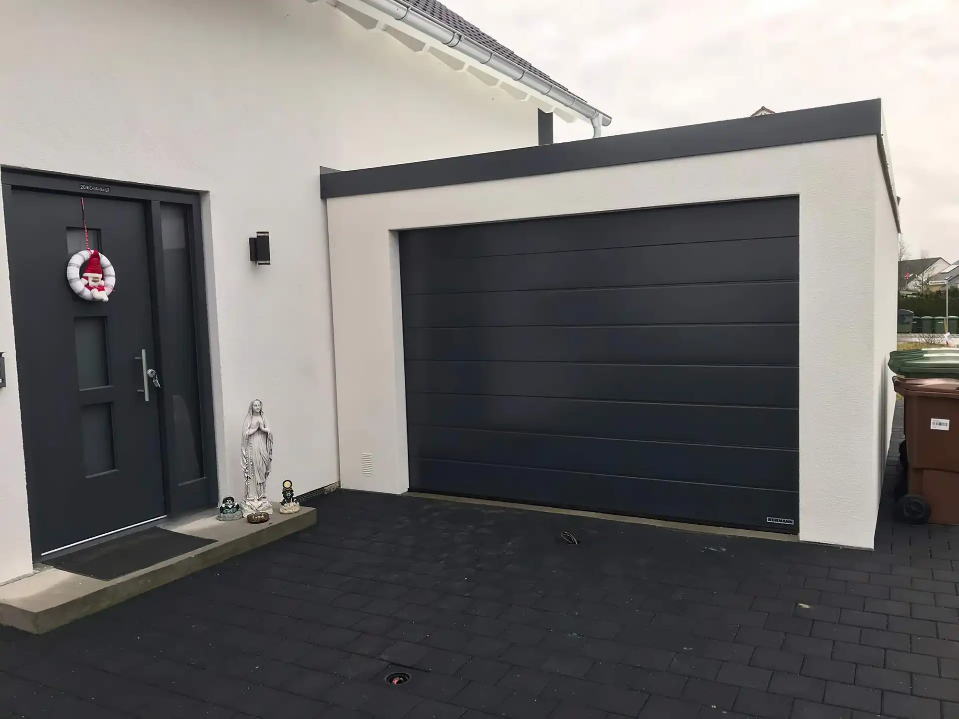Garage Garage